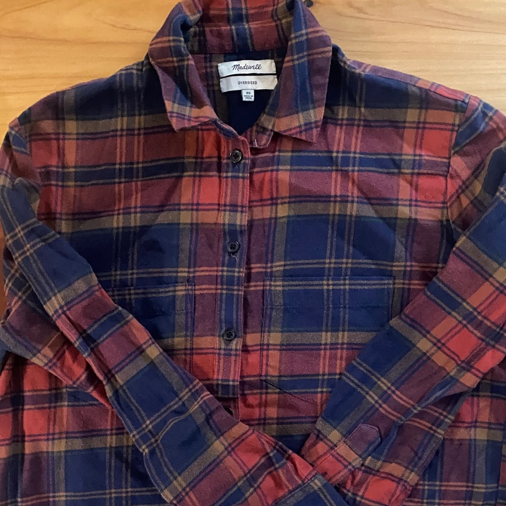 Madewell oversized Plaid Button Down Shirt - navy, maroon colors